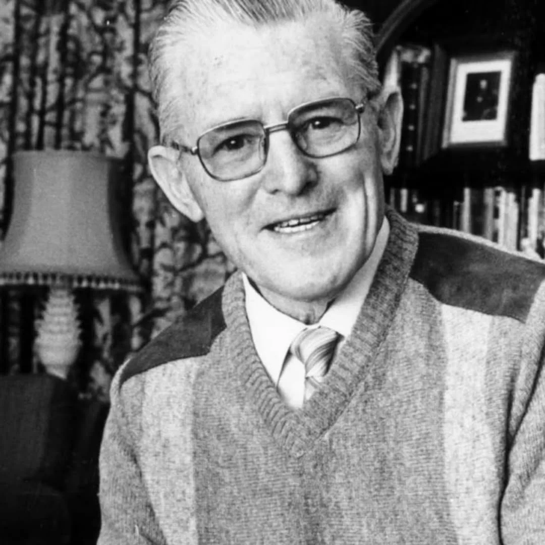 Dr Brendan O'Regan