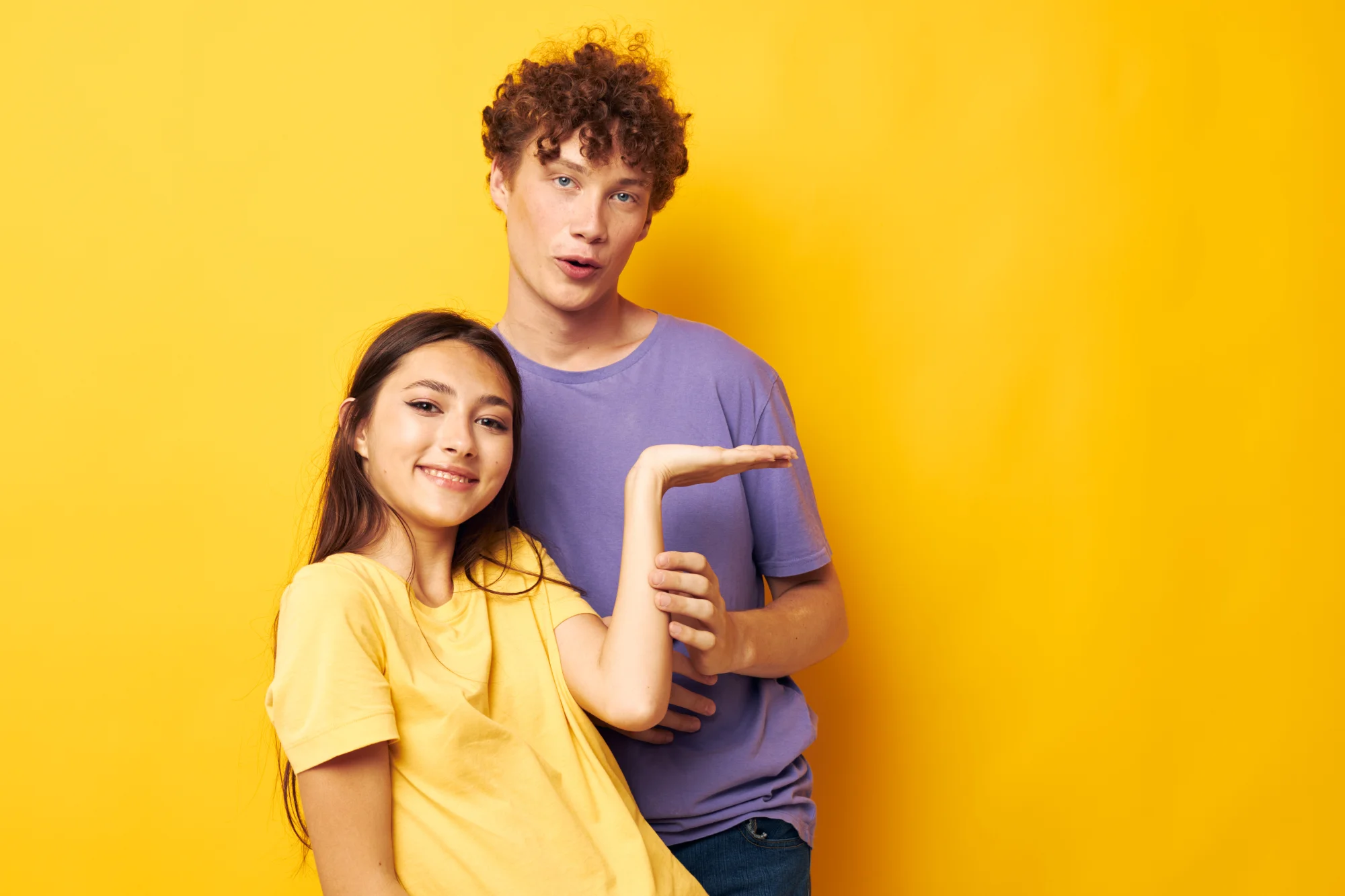 teenagers-colorful-tshirts-posing-friendship-fun-lifestyle-unaltered